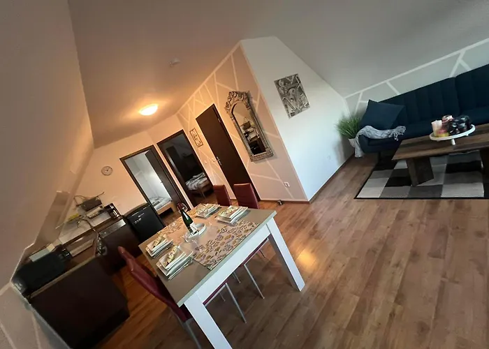 Augenblick 2 Apartman *